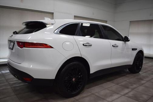 2019 Jaguar F-PACE 30t Prestige