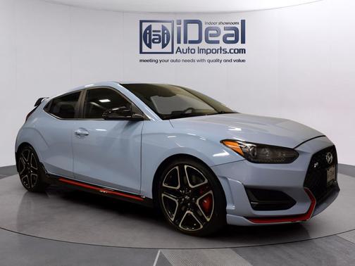 2021 Hyundai Veloster Base