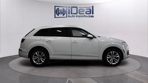 Glacier White Metallic 2018 Audi Q7 3.0T Premium Plus