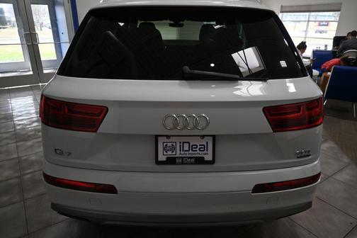 Glacier White Metallic 2018 Audi Q7 3.0T Premium Plus