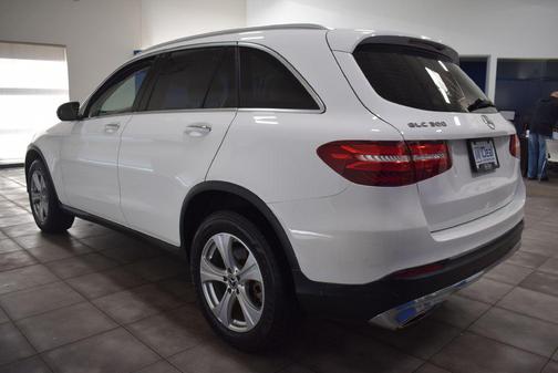 2017 Mercedes-Benz GLC 300 4MATIC