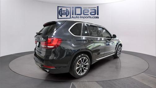 Black Sapphire Metallic 2016 BMW X5 xDrive35i