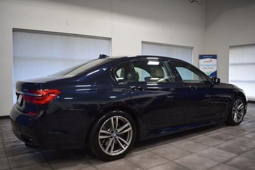 BLACK 2017 BMW 750 i xDrive