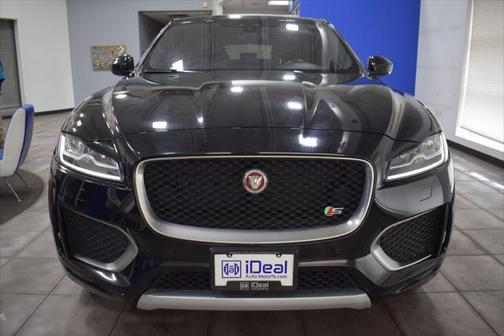 2019 Jaguar F-PACE S