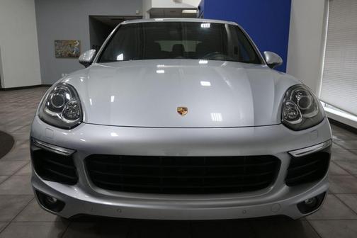 2018 Porsche Cayenne Platinum Edition