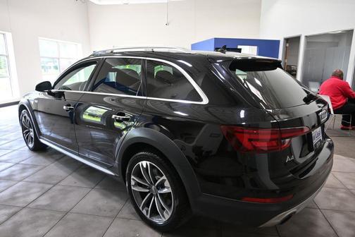 Brilliant Black 2018 Audi A4 allroad 2.0T Premium