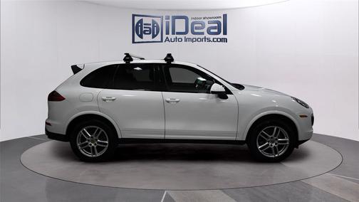 WHITE 2018 Porsche Cayenne Platinum Edition