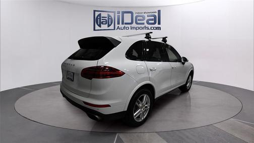 WHITE 2018 Porsche Cayenne Platinum Edition