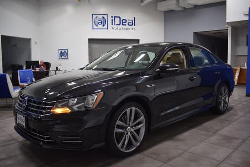 2018 Volkswagen Passat 2.0T R-Line