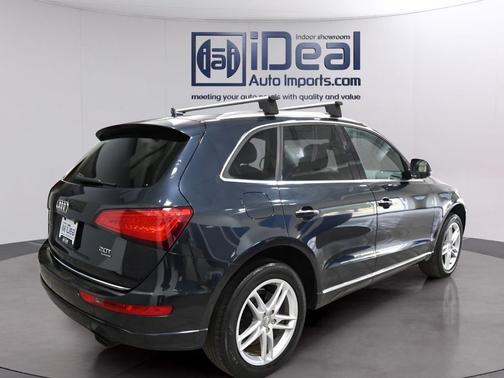 Moonlight Blue Metallic 2017 Audi Q5 2.0T Premium Plus