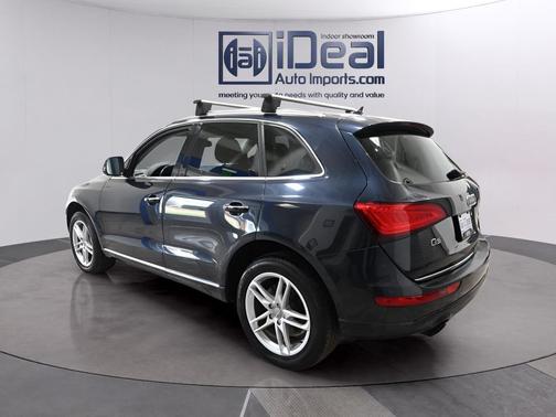 Moonlight Blue Metallic 2017 Audi Q5 2.0T Premium Plus