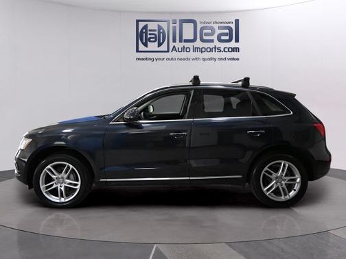 Moonlight Blue Metallic 2017 Audi Q5 2.0T Premium Plus
