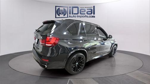 Black Sapphire Metallic 2018 BMW X5 xDrive50i