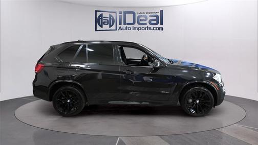 Black Sapphire Metallic 2018 BMW X5 xDrive50i