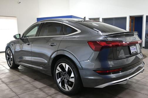 2022 Audi e-tron Sportback S line Prestige