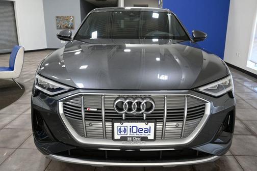 2022 Audi e-tron Sportback S line Prestige
