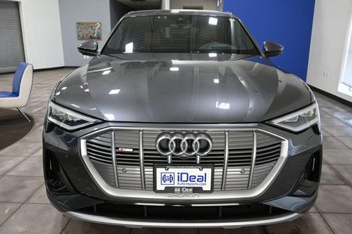 2022 Audi e-tron Sportback S line Prestige
