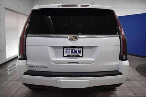 2017 Cadillac Escalade Premium Luxury