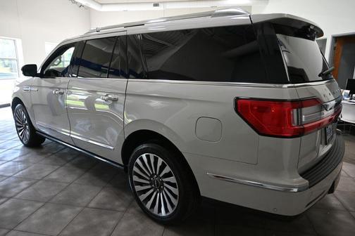 Ceramic Pearl 2021 Lincoln Navigator Reserve