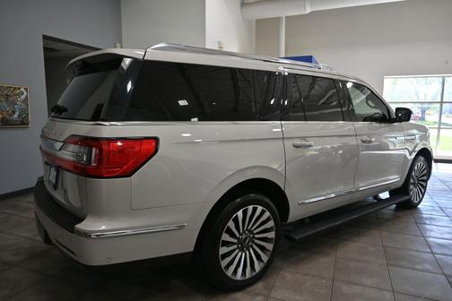 Ceramic Pearl 2021 Lincoln Navigator Reserve
