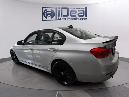 Glacier Silver Metallic 2016 BMW 328 xDrive