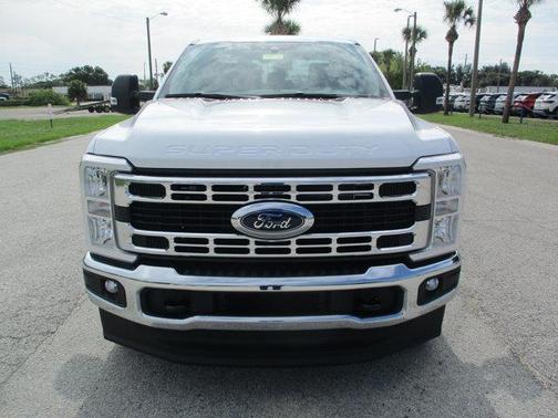 2025 Ford F-350 XLT
