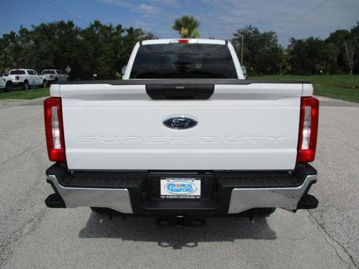 2025 Ford F-350 XLT