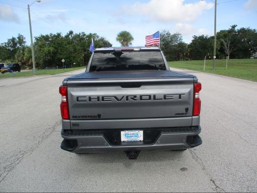Satin Steel Metallic 2019 Chevrolet Silverado 1500 RST