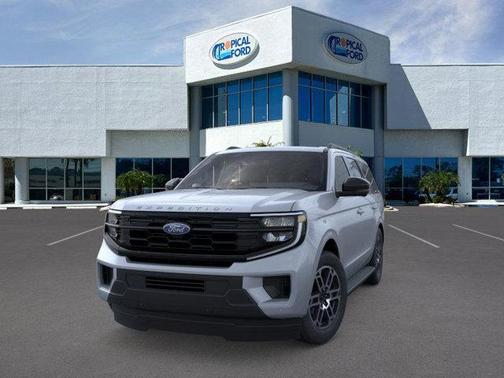 Glacier Gray Metallic TriCoat 2025 Ford Expedition Active