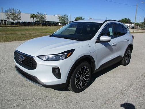 2025 Ford Escape Base
