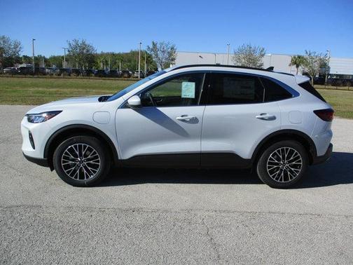 2025 Ford Escape Base