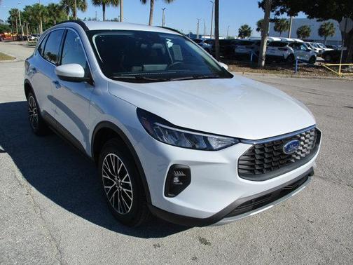 2025 Ford Escape Base