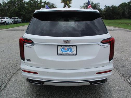 2022 Cadillac XT6 Premium Luxury FWD