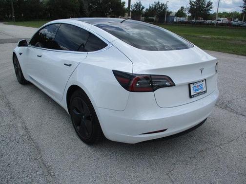 2020 Tesla Model 3 Standard Range Plus