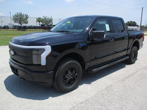 2025 Ford F-150 Lightning XLT