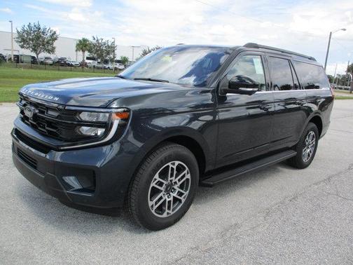 2025 Ford Expedition Max Active 4x2