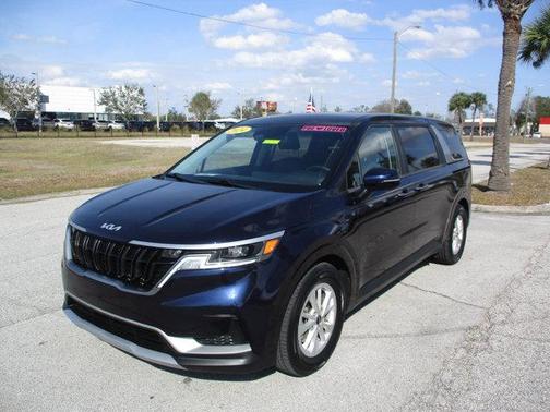 2024 Kia Carnival LX