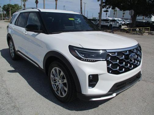 2025 Ford Explorer Platinum