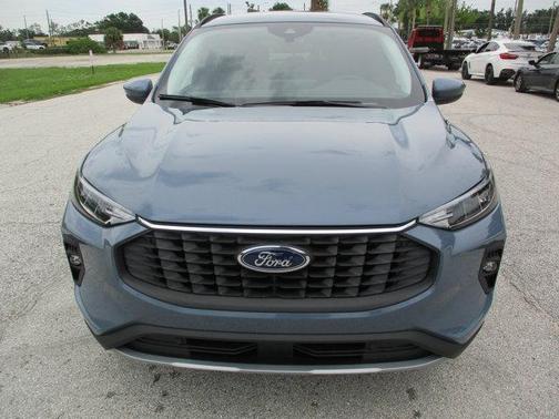 2025 Ford Escape PHEV Base