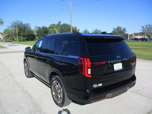 2025 Ford Expedition King Ranch