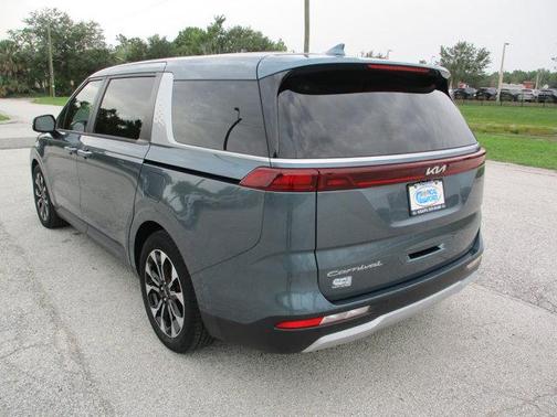 2022 Kia Carnival EX
