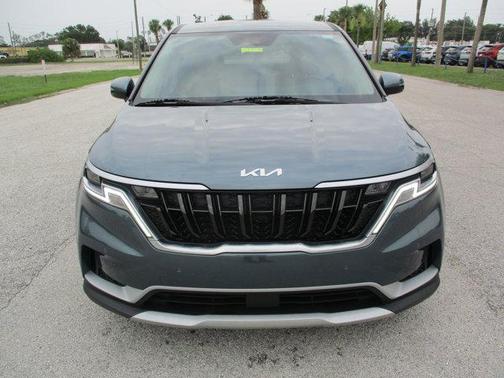 2022 Kia Carnival EX