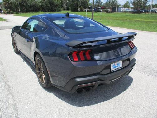 2025 Ford Mustang Dark Horse