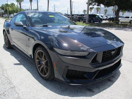 2025 Ford Mustang Dark Horse