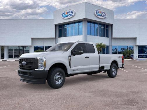 Oxford White 2026 Ford F-350 XL Truck