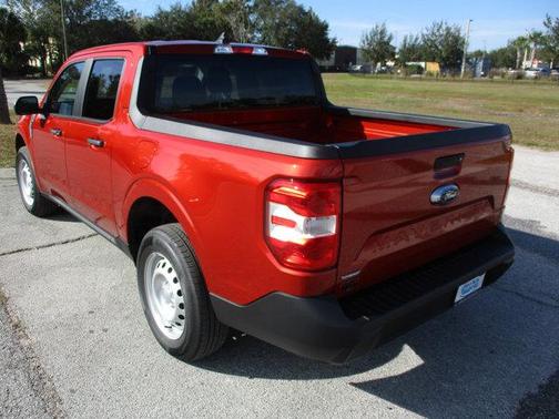 2024 Ford Maverick XL
