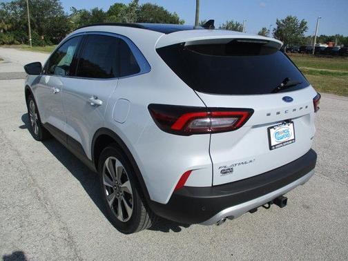 2025 Ford Escape Platinum