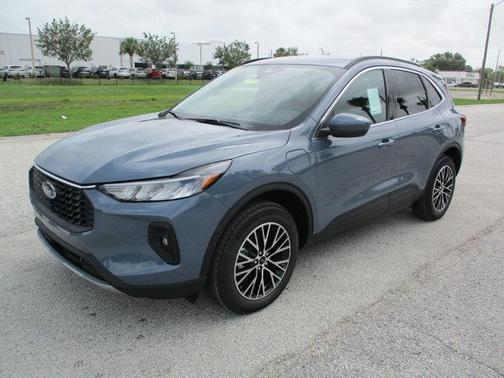 2025 Ford Escape PHEV Base