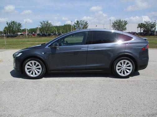 2018 Tesla Model X 75D