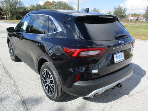 2025 Ford Escape Base